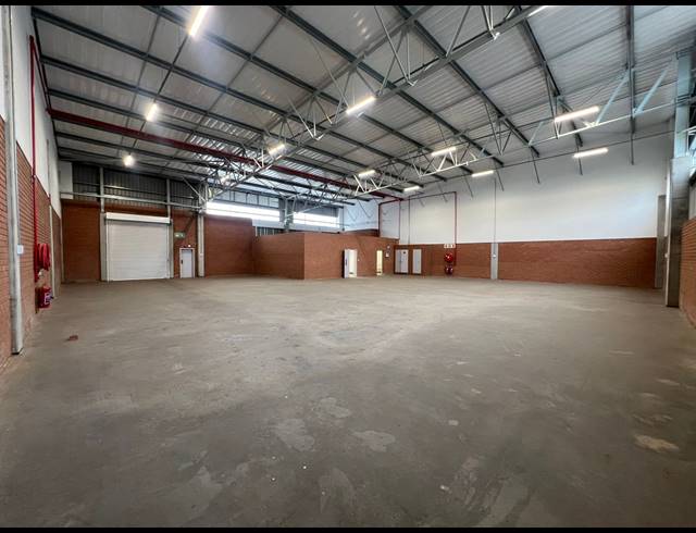 495M² WAREHOUSE TO LET IN HIGHVELD